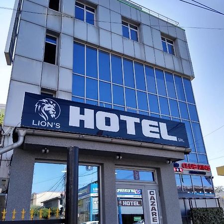 Lion'S Hotel Бухарест Экстерьер фото